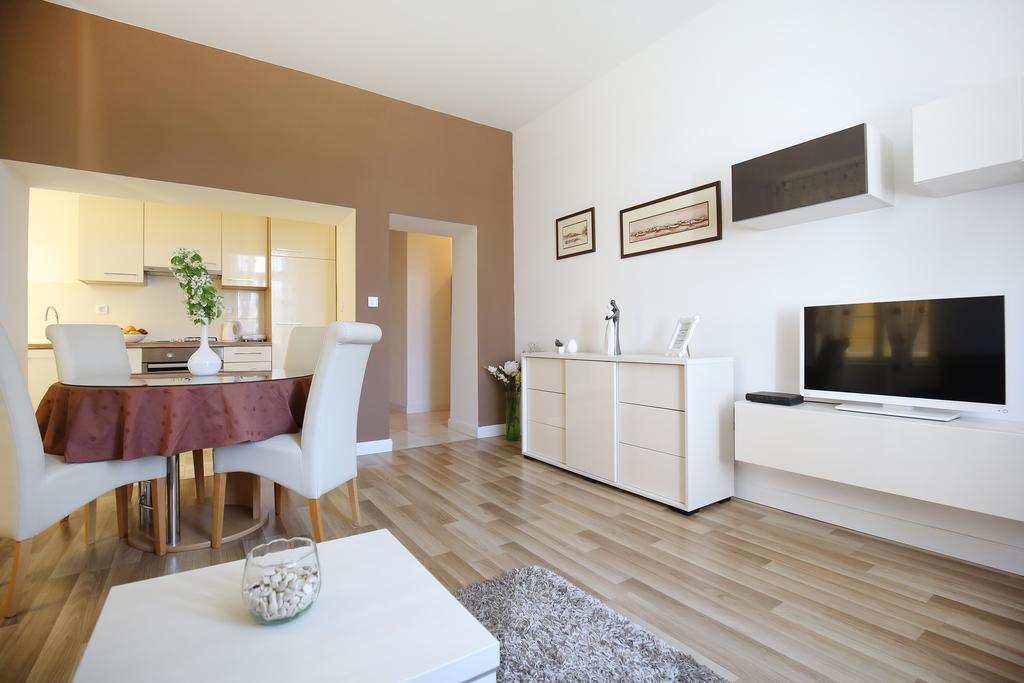 Bay View Apartment Zára Kültér fotó